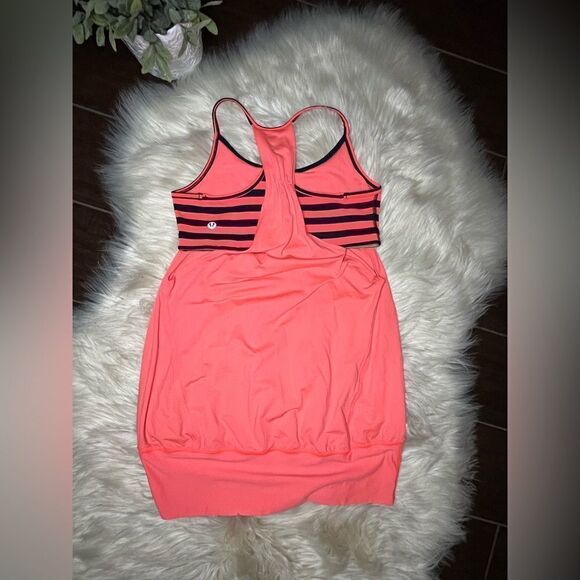 Lululemon No Limits coral/navy stripes attached bra tank top sz 6 - Picture 6 of 9